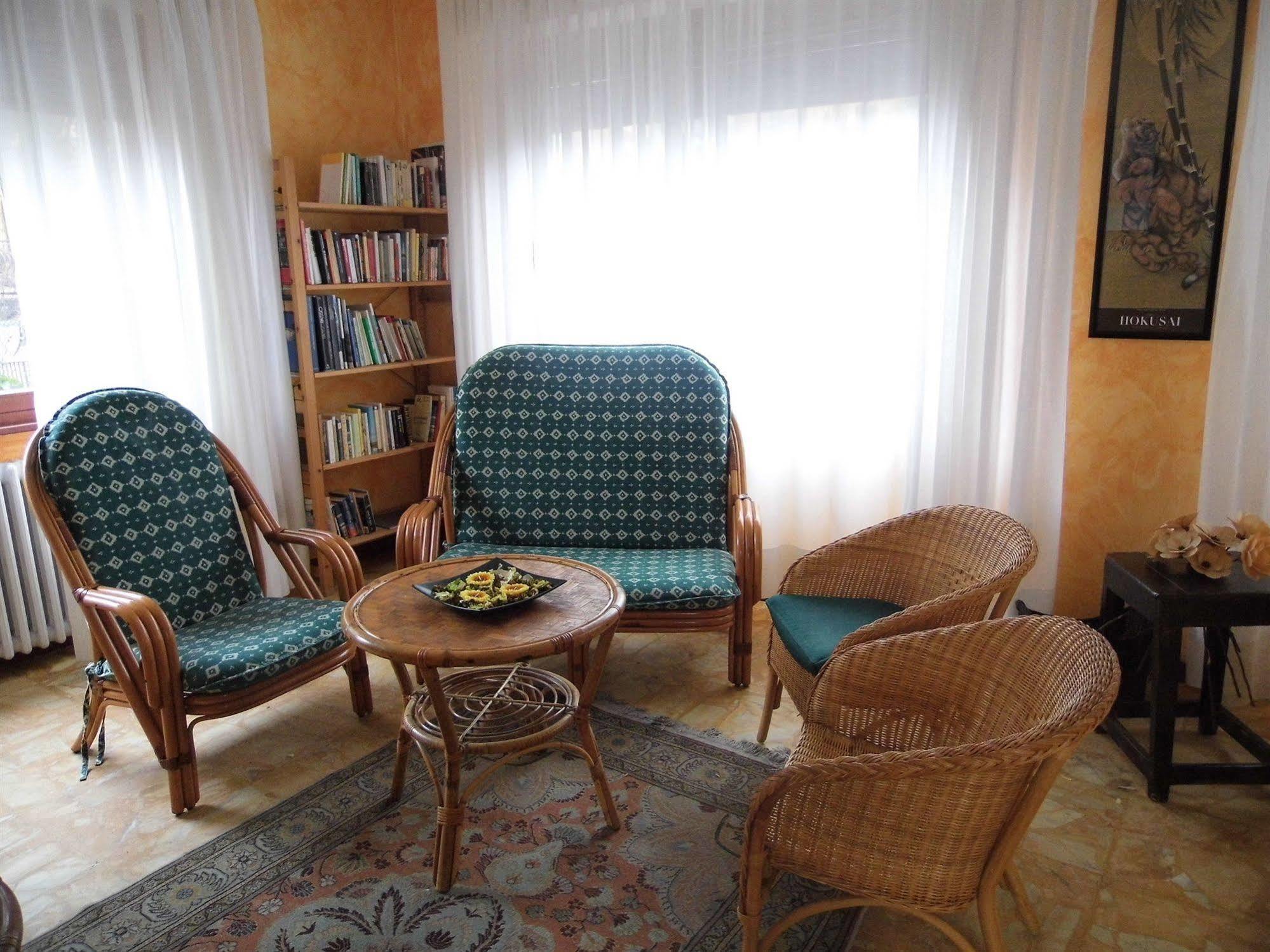 Hotel Elvezia Lake Maggiore Экстерьер фото