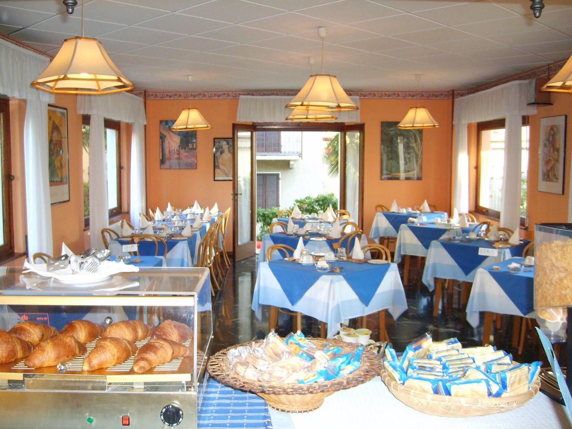 Hotel Elvezia Lake Maggiore Экстерьер фото